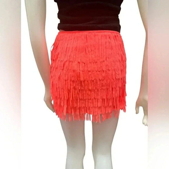 Signature 8 EUC Fluorescent Pink Fringe Mini  Skirt Size Small - Picture 3 of 7